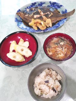 「カレイとタケノコの煮付け」、「タケノコの天ぷら」